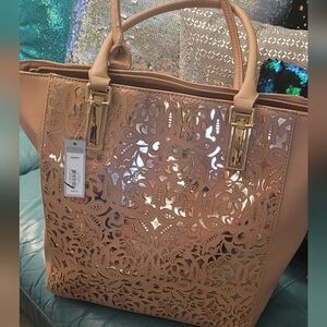 Gold metallic laser cutout tan tote bag by Apt9, NWT